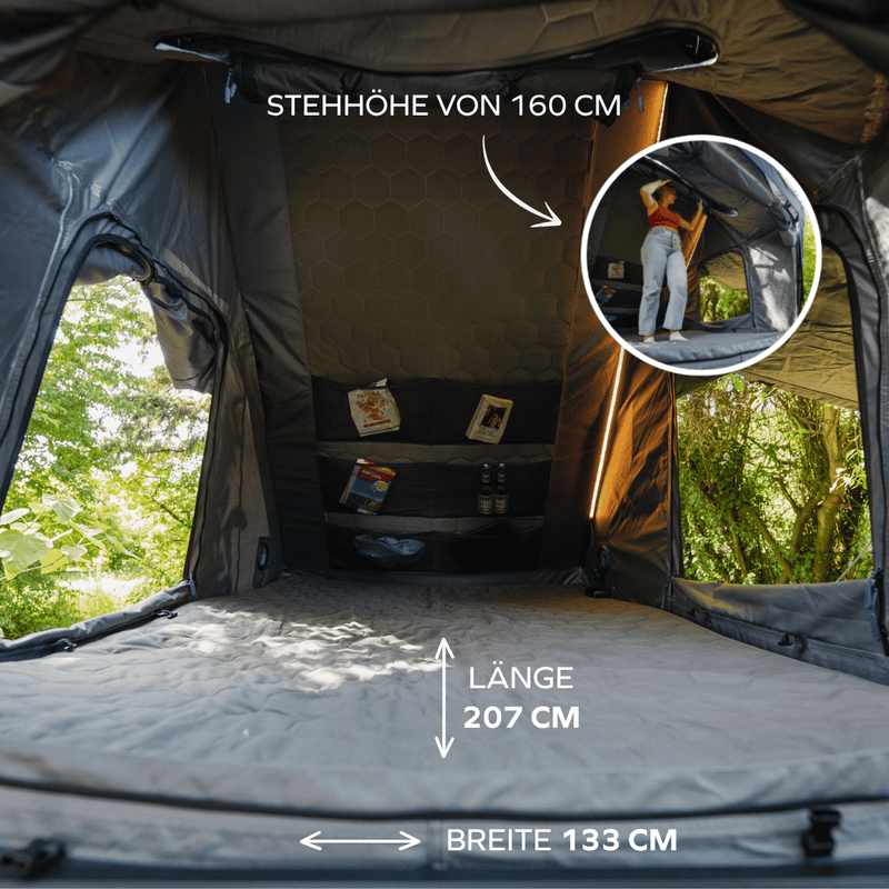 Laden Sie das Bild in Galerie -Viewer, Naturbummler Alu-Light XL 2.0 Dachzelt Innenraum

