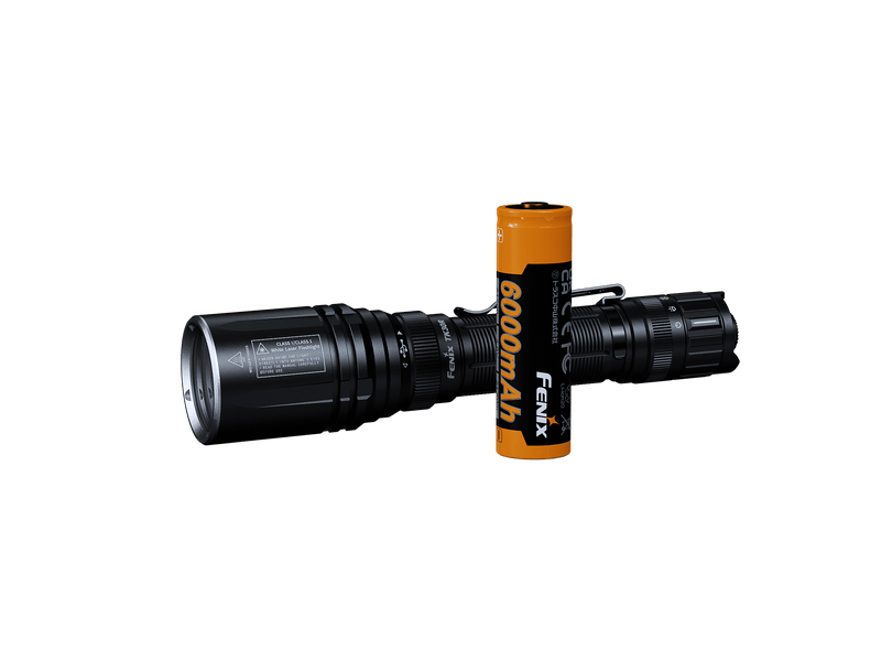 Laden Sie das Bild in Galerie -Viewer, Fenix TK30R Taktische Taschenlampe mit weißem Laser, 500 Lumen Weißlicht
